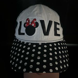 Walt Disney World Minnie Mouse LOVE hat
